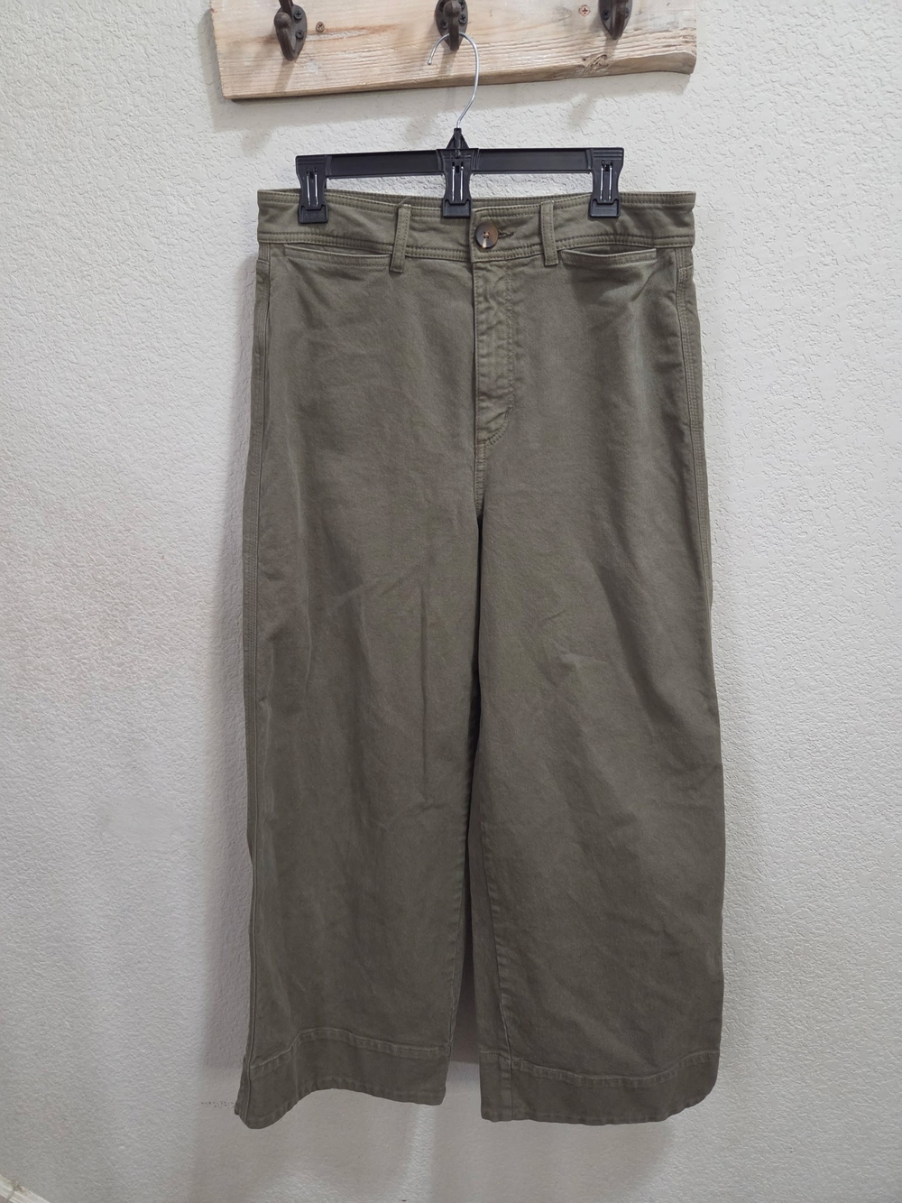 LOFT Olive Green Wide-Leg Chinos